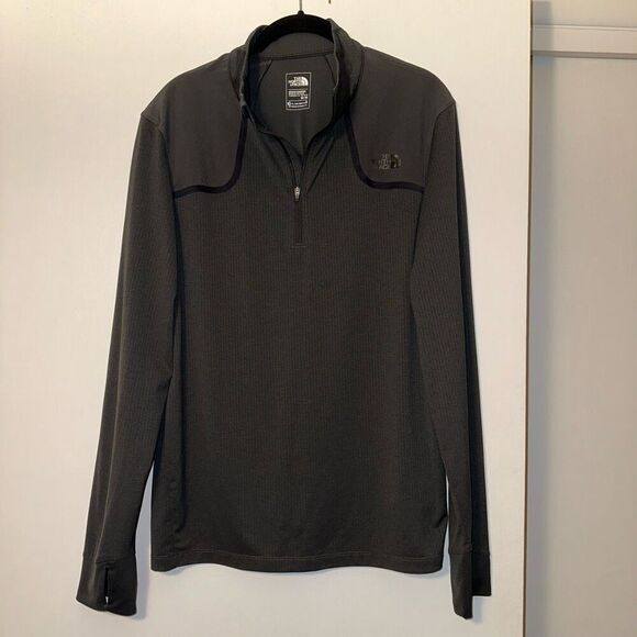 North Face Men’s Charcoal Black Quarter Zip Size Medium NWOT - Picture 1 of 10